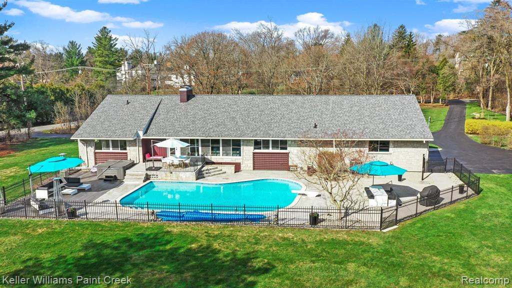 32300 Bingham Road Bingham Farms, MI 48025 - Photo 50 of 58