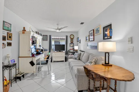 $289,000 | 5893 Sunswept Lane, Unit B, Boynton Beach, FL 33437