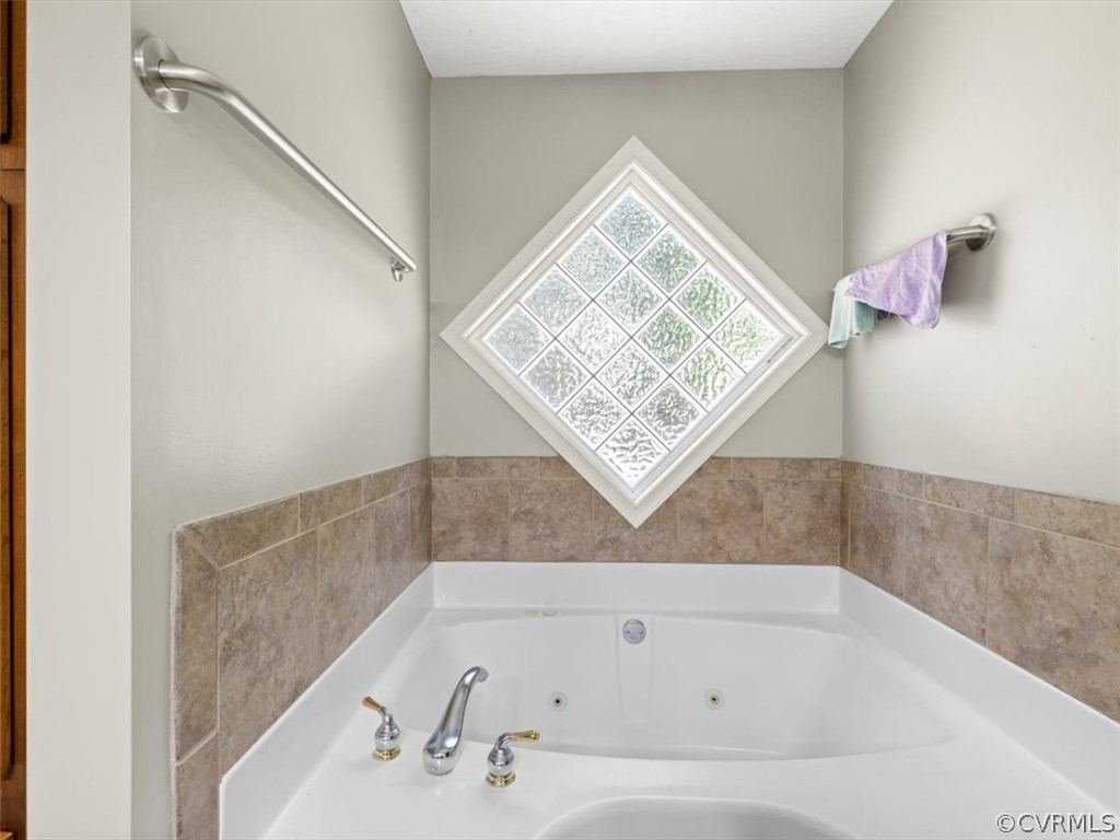 24141 Pear Orchard Road Moseley, VA 23120 - Photo 15 of 21 Gallery Image 15