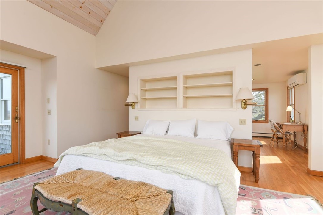 1512 West Side Road Block Island, RI 02807 - Photo 16 of 31 Primary Bedroom
