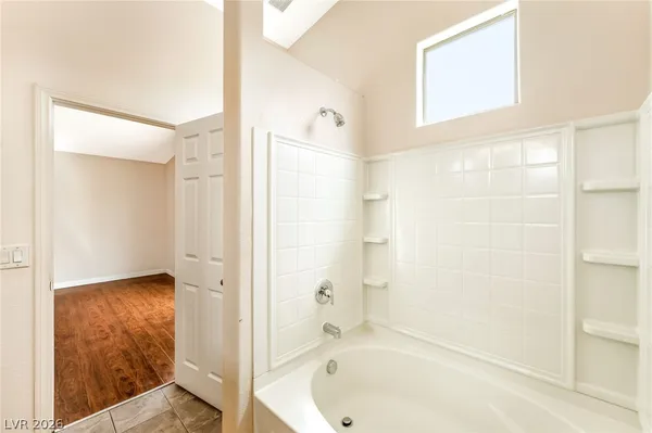 $2,350 | 3329 Green Ice Avenue, North Las Vegas, NV 89081