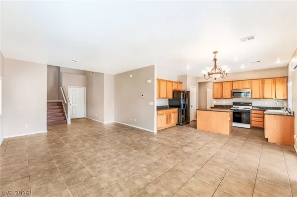 $2,350 | 3329 Green Ice Avenue, North Las Vegas, NV 89081