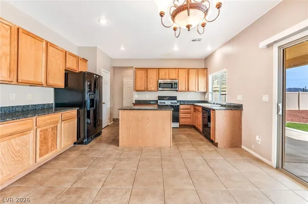 $2,350 | 3329 Green Ice Avenue, North Las Vegas, NV 89081