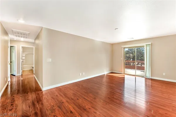 $2,350 | 3329 Green Ice Avenue, North Las Vegas, NV 89081
