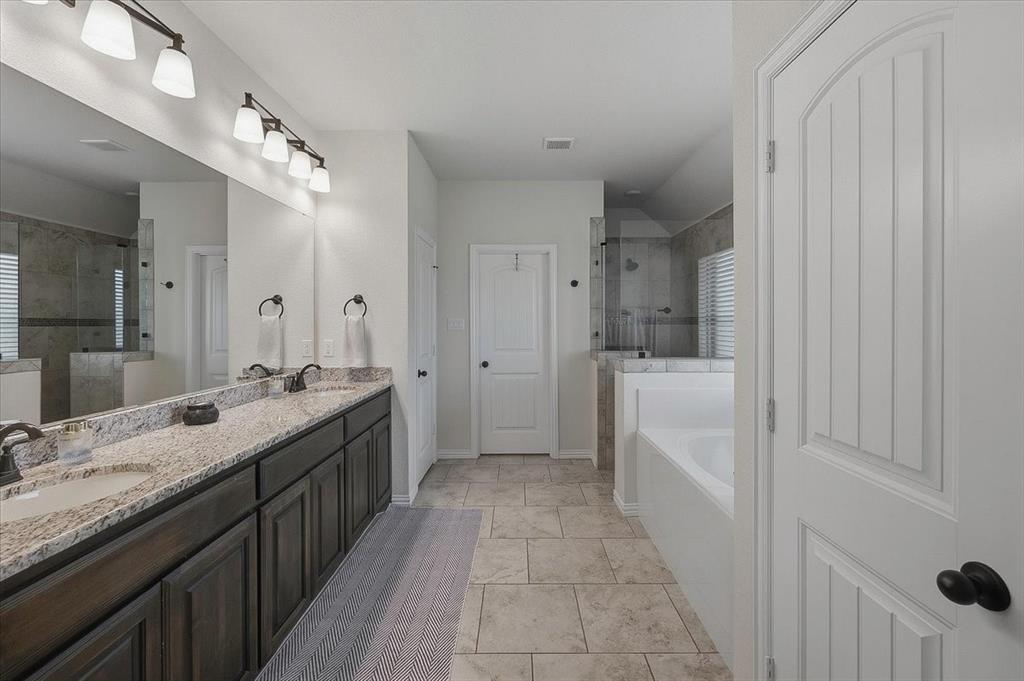 122 Post Oak Way Weatherford, TX 76087 - Photo 20 of 40 Gallery Image 20