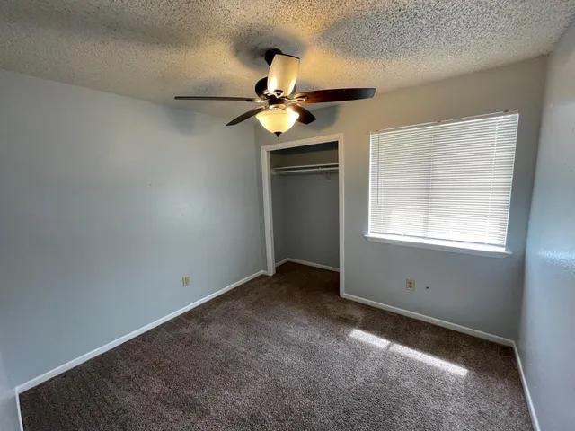 $900 | 1603 Onion Creek Village Drive, Unit C, Round Rock, TX 78664