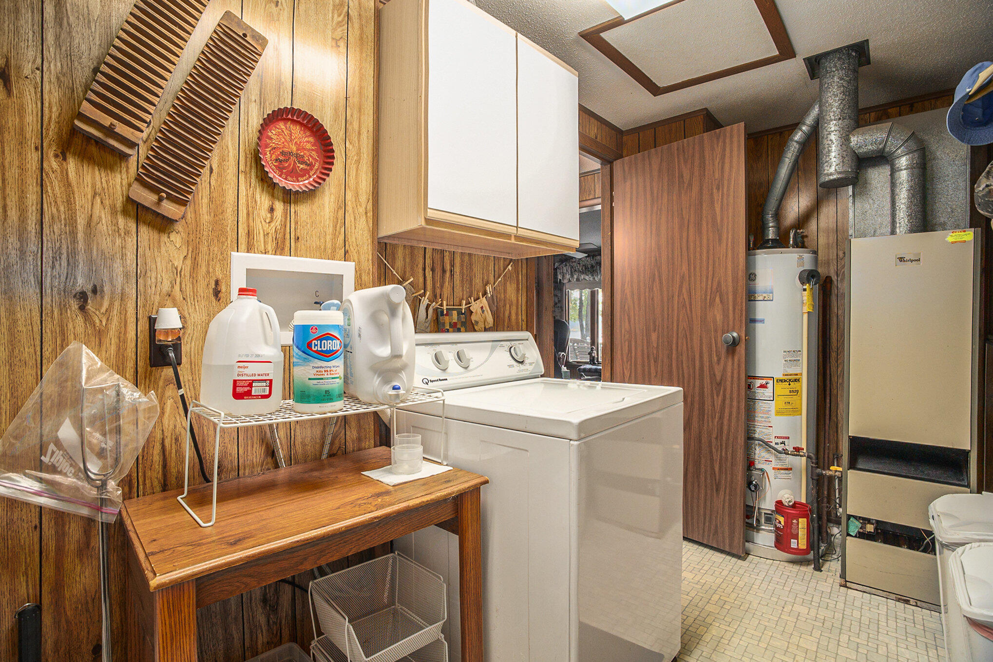 73 South Maple Road Branch, MI 49402 - Photo 13 of 28 Entry and Laundry