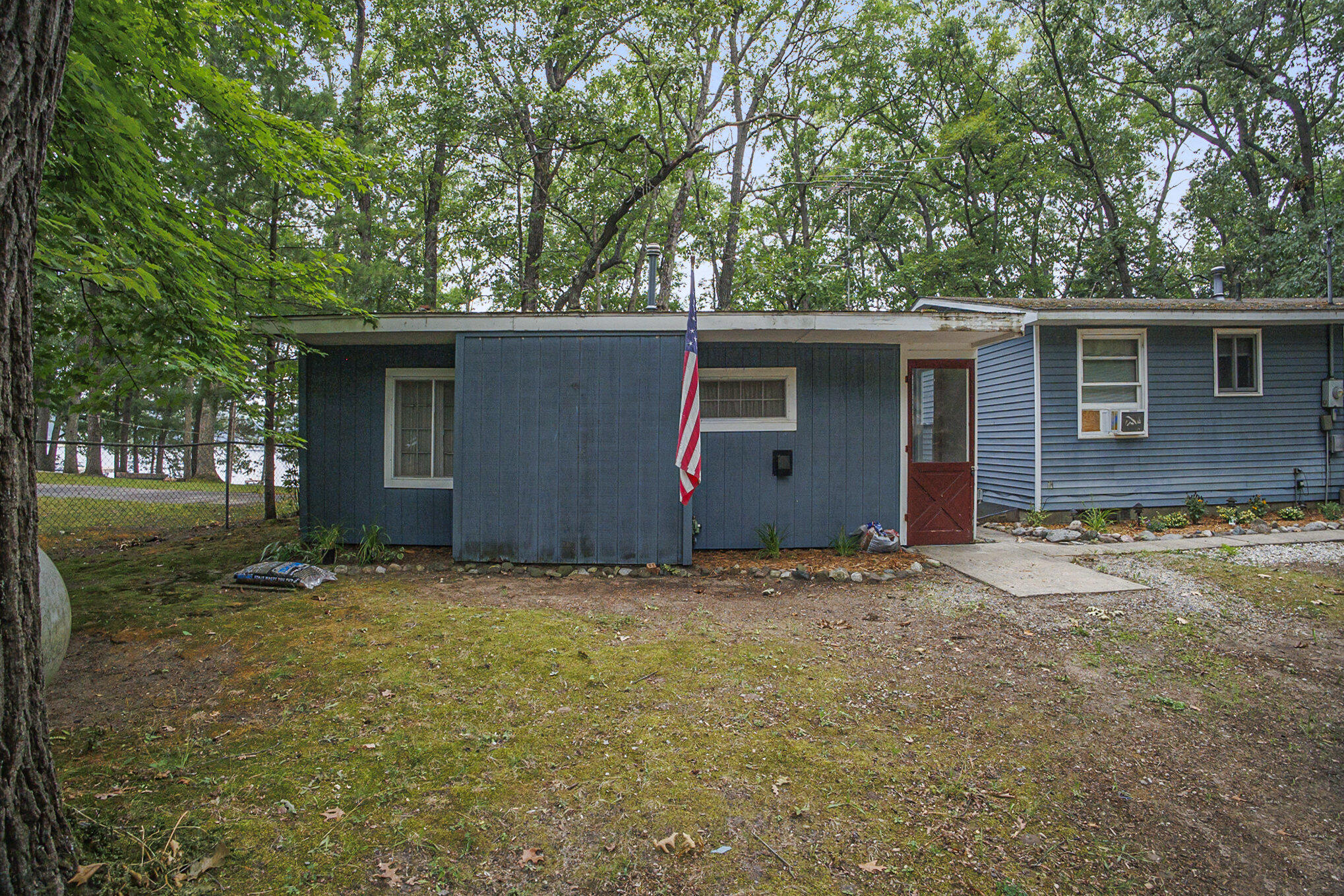 73 South Maple Road Branch, MI 49402 - Photo 15 of 28 Guest Cottage