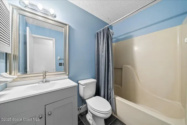 a view of livingroom with window