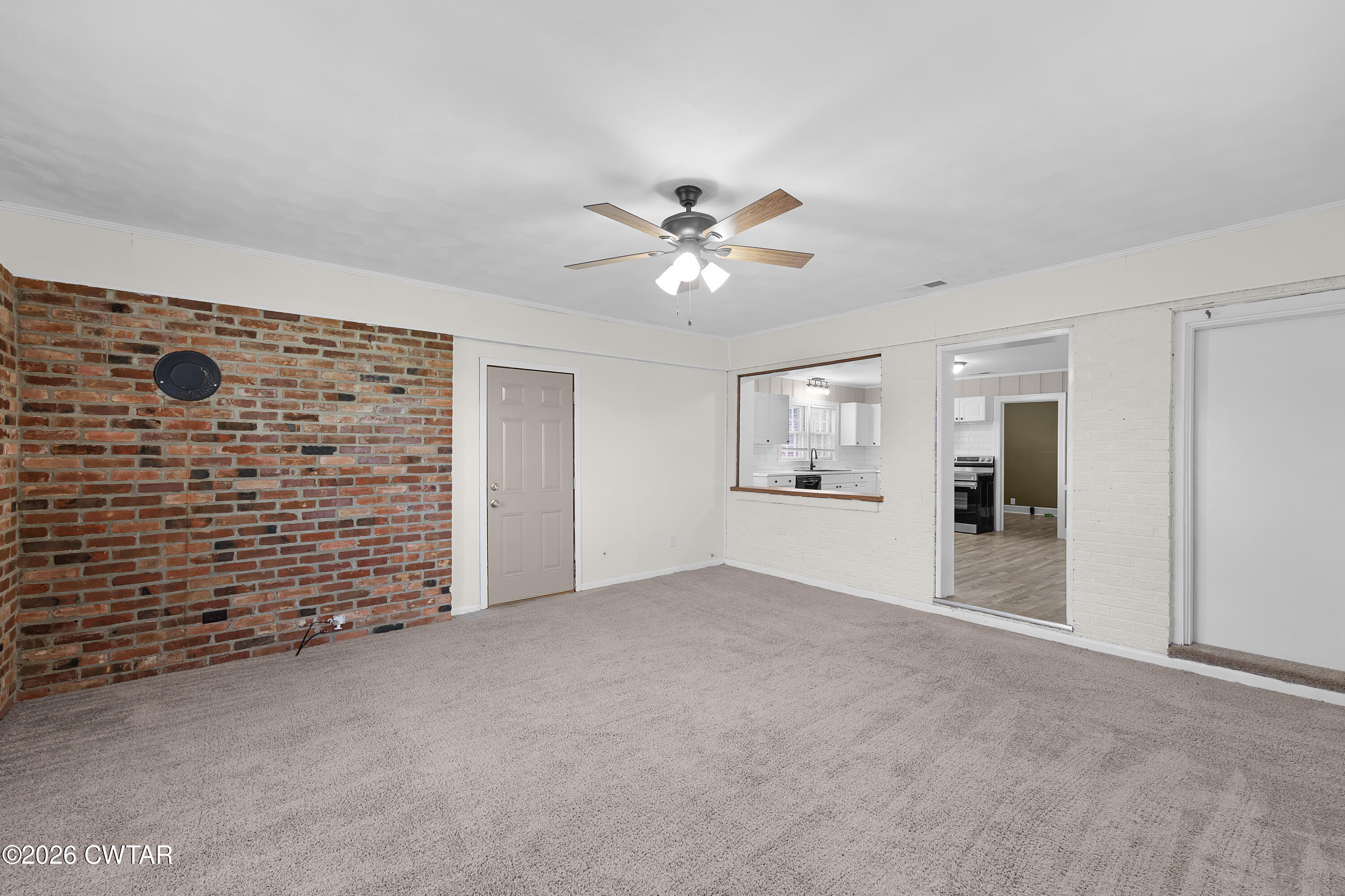 2060 Ashport Road Oakfield, TN 38362 - Photo 12 of 28 Living Room
