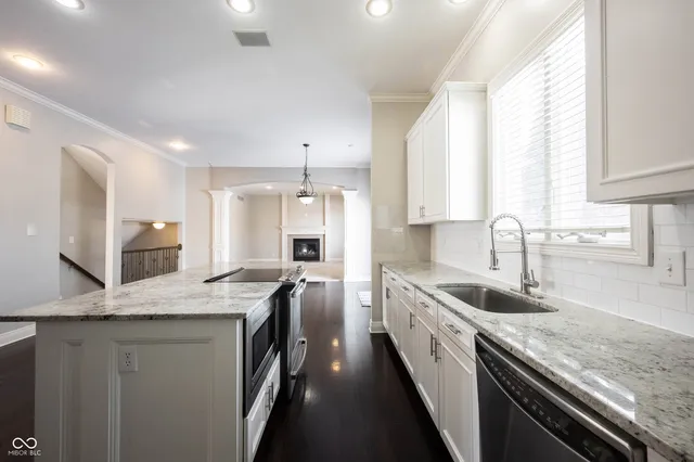 $725,000 | 10461 Tavarez Court, Fortville, IN 46040