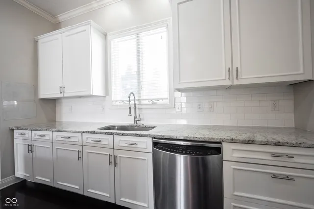 $725,000 | 10461 Tavarez Court, Fortville, IN 46040