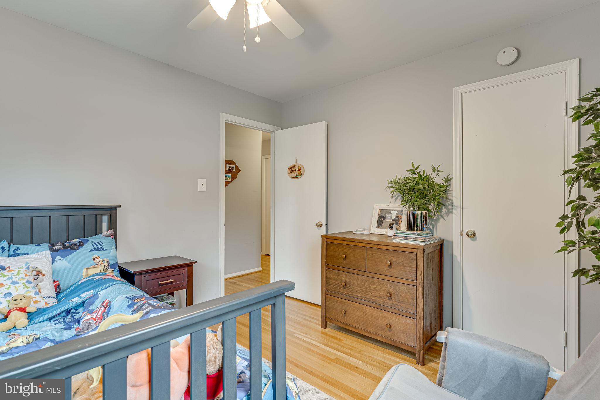 8307 Carrleigh Parkway Springfield, VA 22152 - Photo 19 of 36