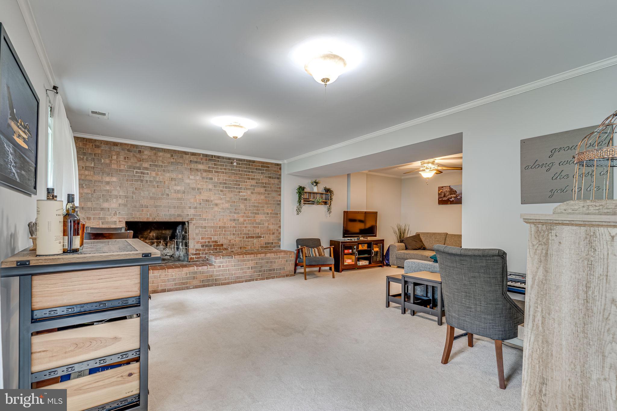 8307 Carrleigh Parkway Springfield, VA 22152 - Photo 23 of 36
