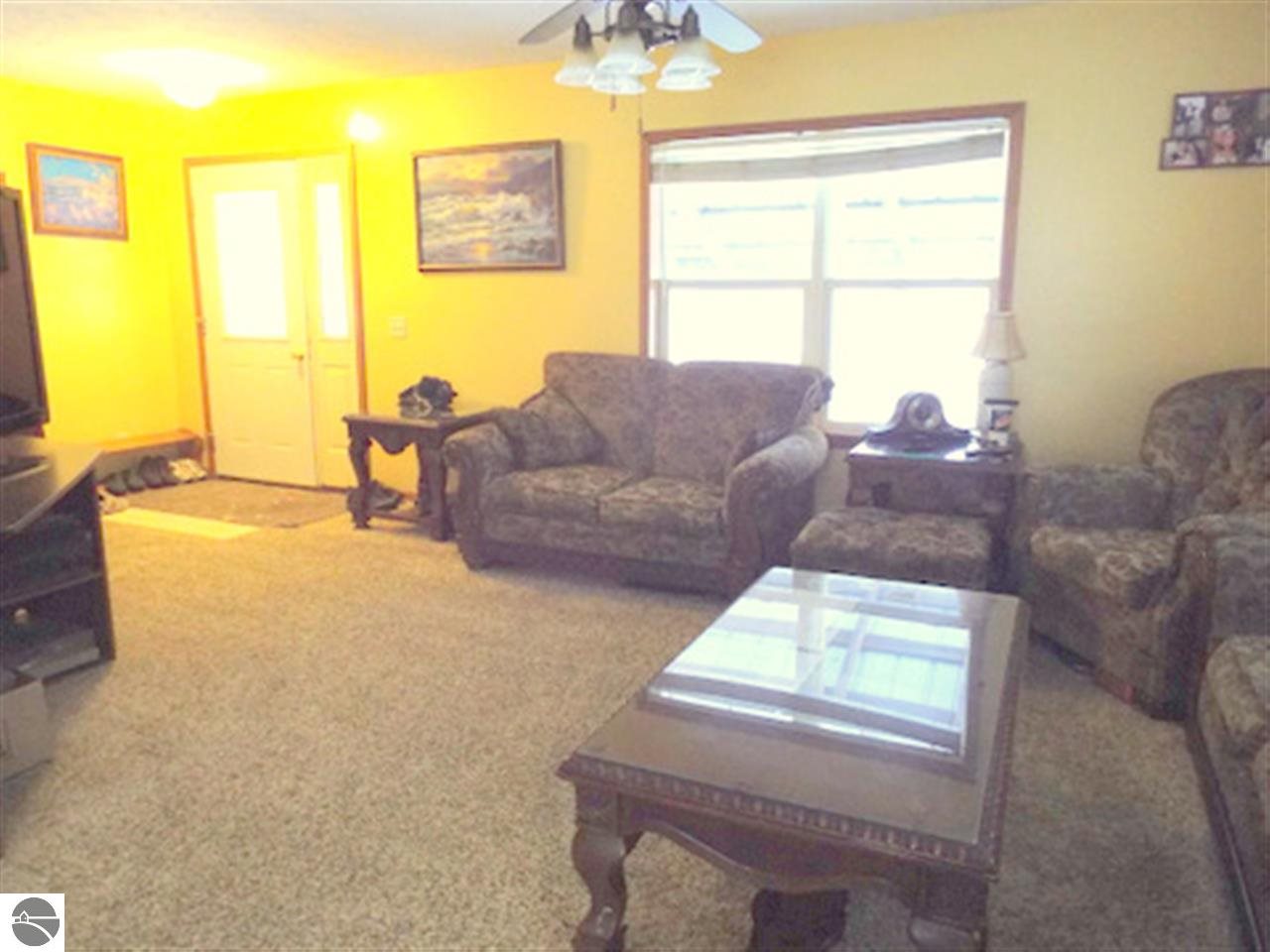 1556 South Weldon Road Beulah, MI 49617 - Photo 6 of 27 1780265-5.JPG