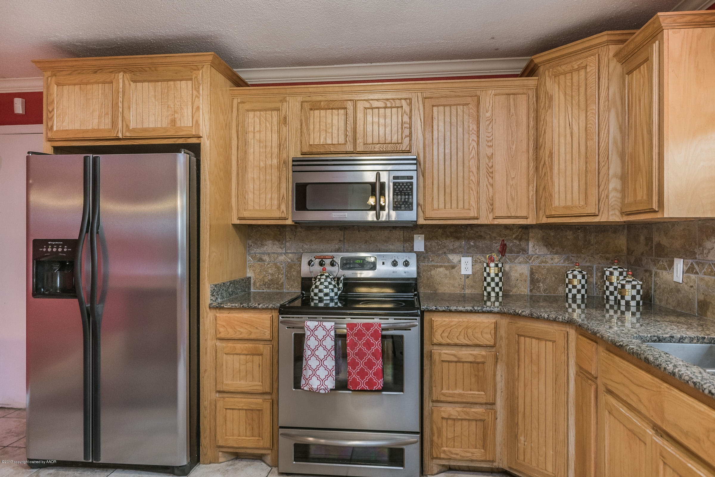 6218 Hanson Road Amarillo, TX 79106 - Photo 8 of 23 Kitchen_-2