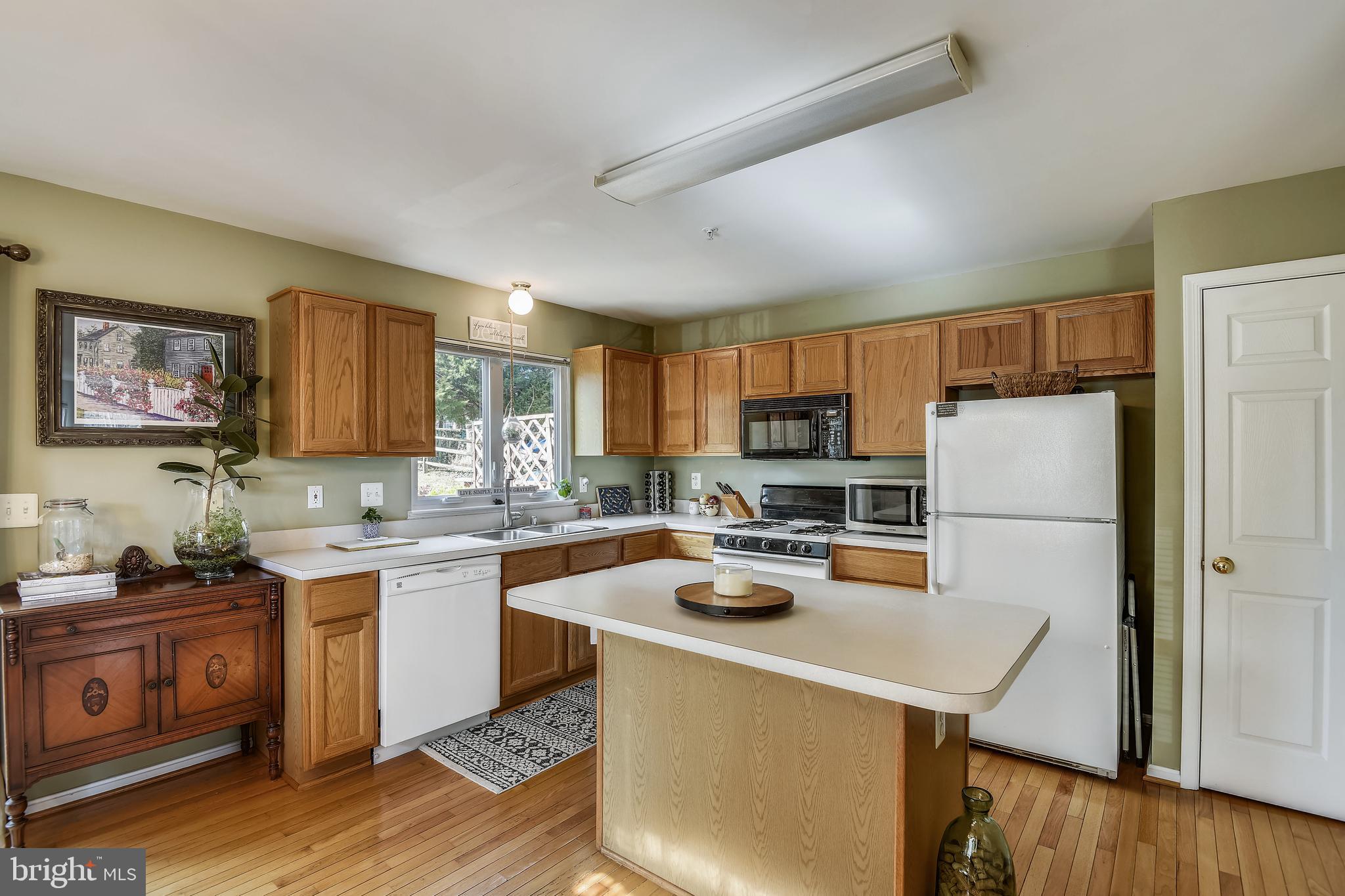 755 Howards Loop, Unit 65 Annapolis, MD 21401 - Photo 14 of 47 Gallery Image 14