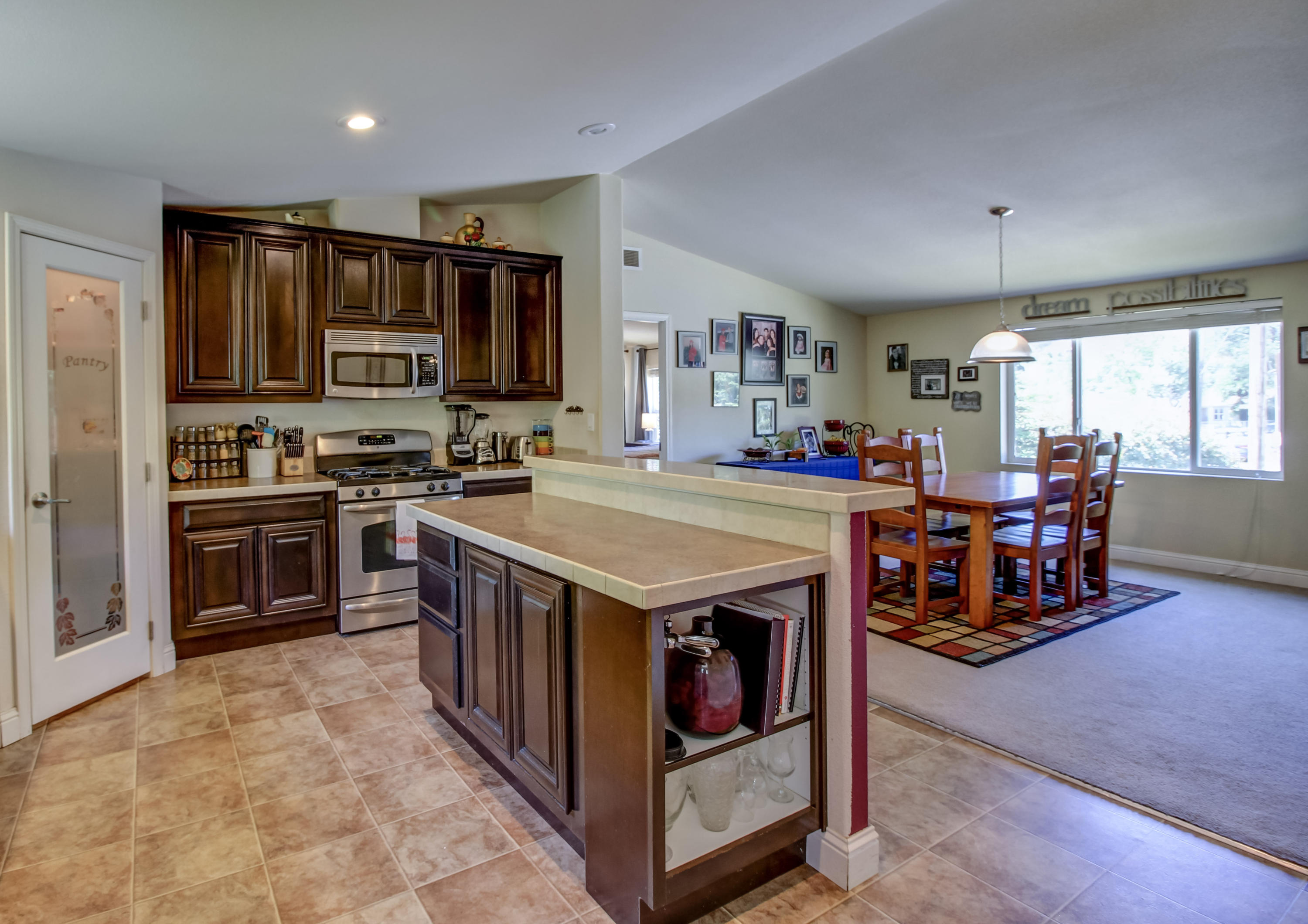 14867 Ravine Road Redding, CA 96003 - Photo 10 of 35 11-IMG_8820_1_2