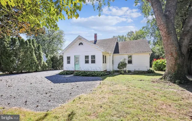 $2,400 | 29531 Matthewstown Road, Easton, MD 21601