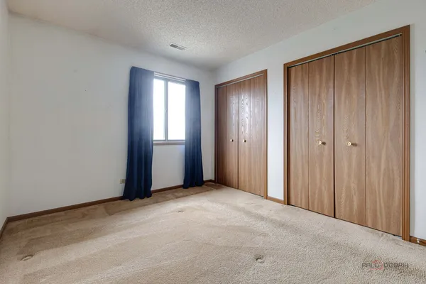 $214,900 | 1115 Kane Street, Unit 1115, South Elgin, IL 60177