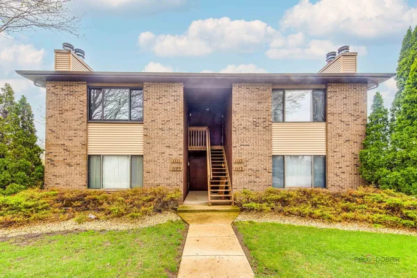 $214,900 | 1115 Kane Street, Unit 1115, South Elgin, IL 60177