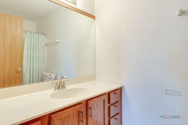 $214,900 | 1115 Kane Street, Unit 1115, South Elgin, IL 60177