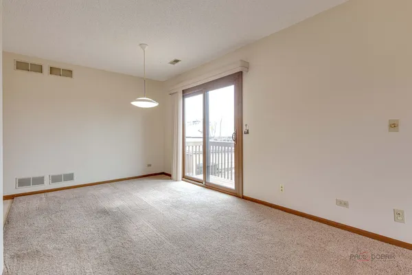 $214,900 | 1115 Kane Street, Unit 1115, South Elgin, IL 60177