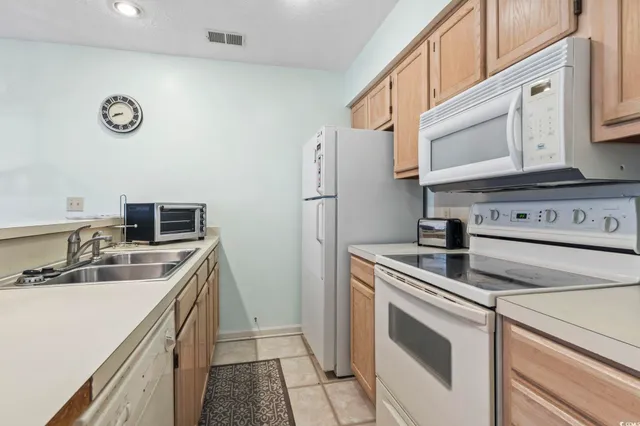 $135,000 | 2724 Pinehurst Circle, Unit V6, Little River, SC 29566