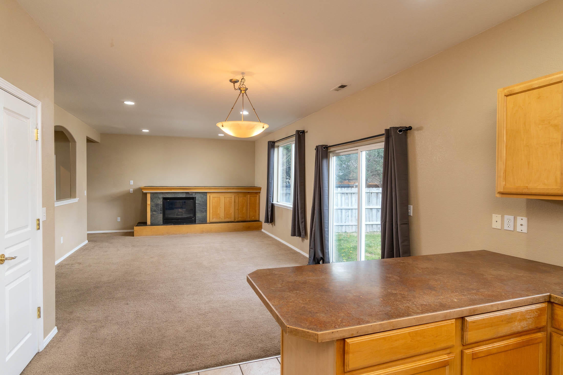 1715 Southeast Riviera Drive Bend, OR 97702 - Photo 6 of 26 1715 SE Riviera_0116-2 copy