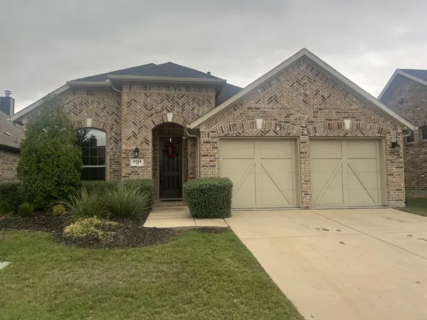$2,600 | 5136 Shallow Pond Drive, Little Elm, TX 76227