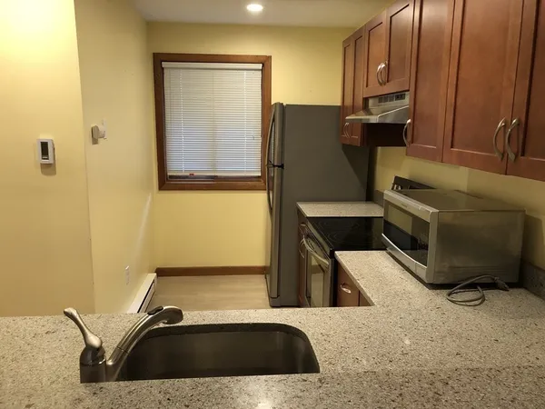 $2,500 | 156 Highwood Drive, Unit 156, Franklin, MA 02038