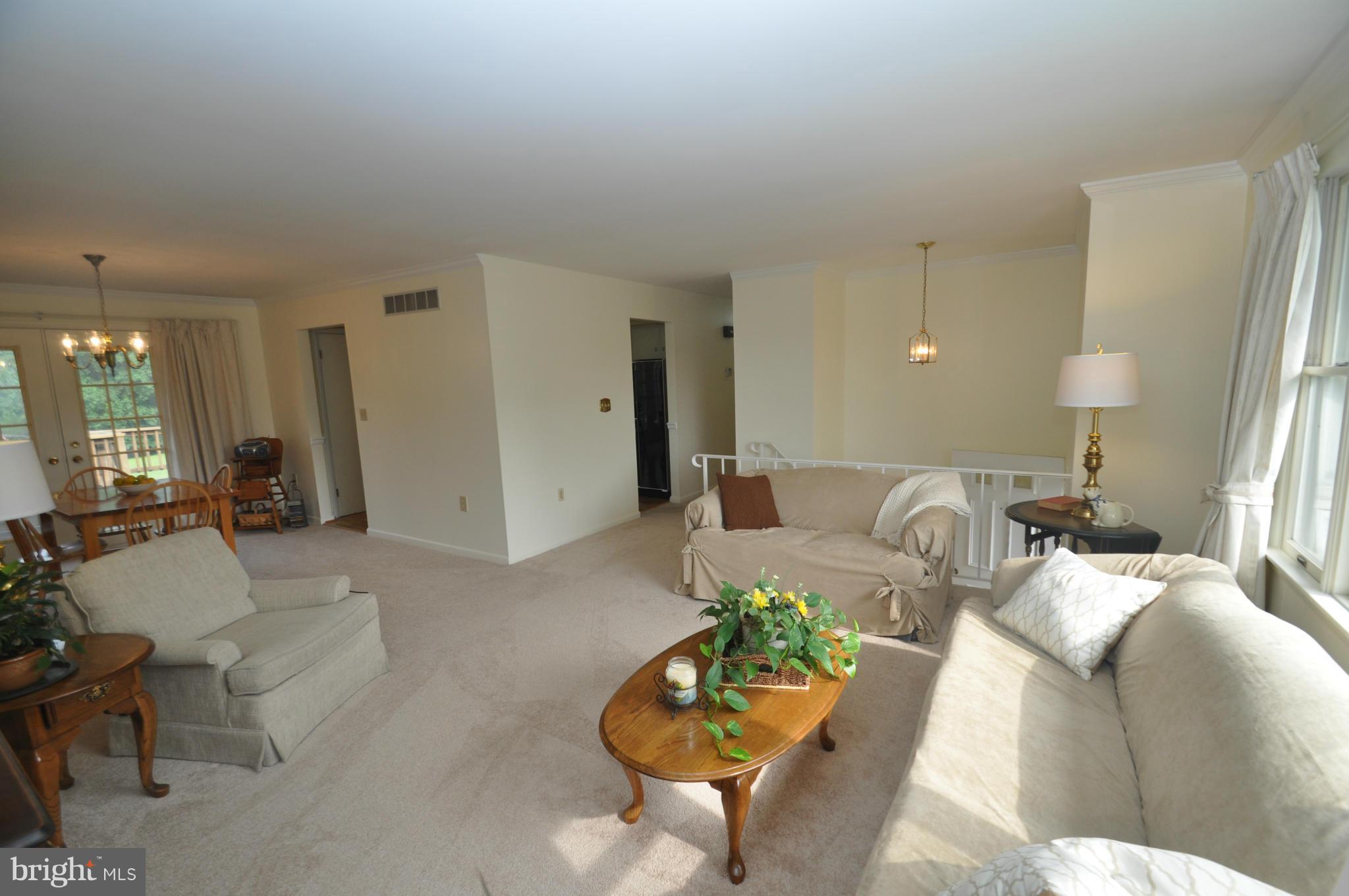 5168 Perry Road Mount Airy, MD 21771 - Photo 2 of 30 Living Room