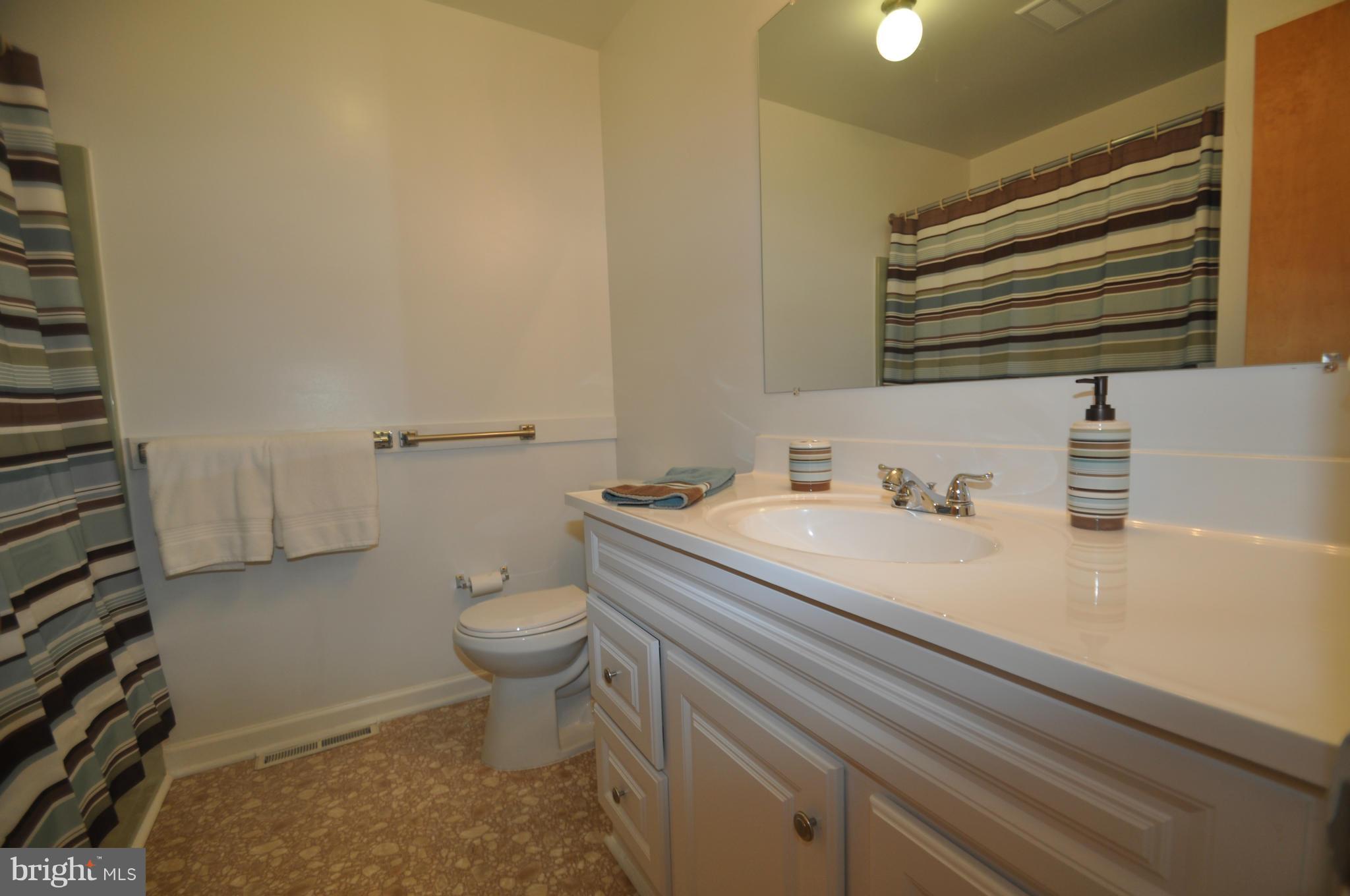 5168 Perry Road Mount Airy, MD 21771 - Photo 13 of 30 Bath