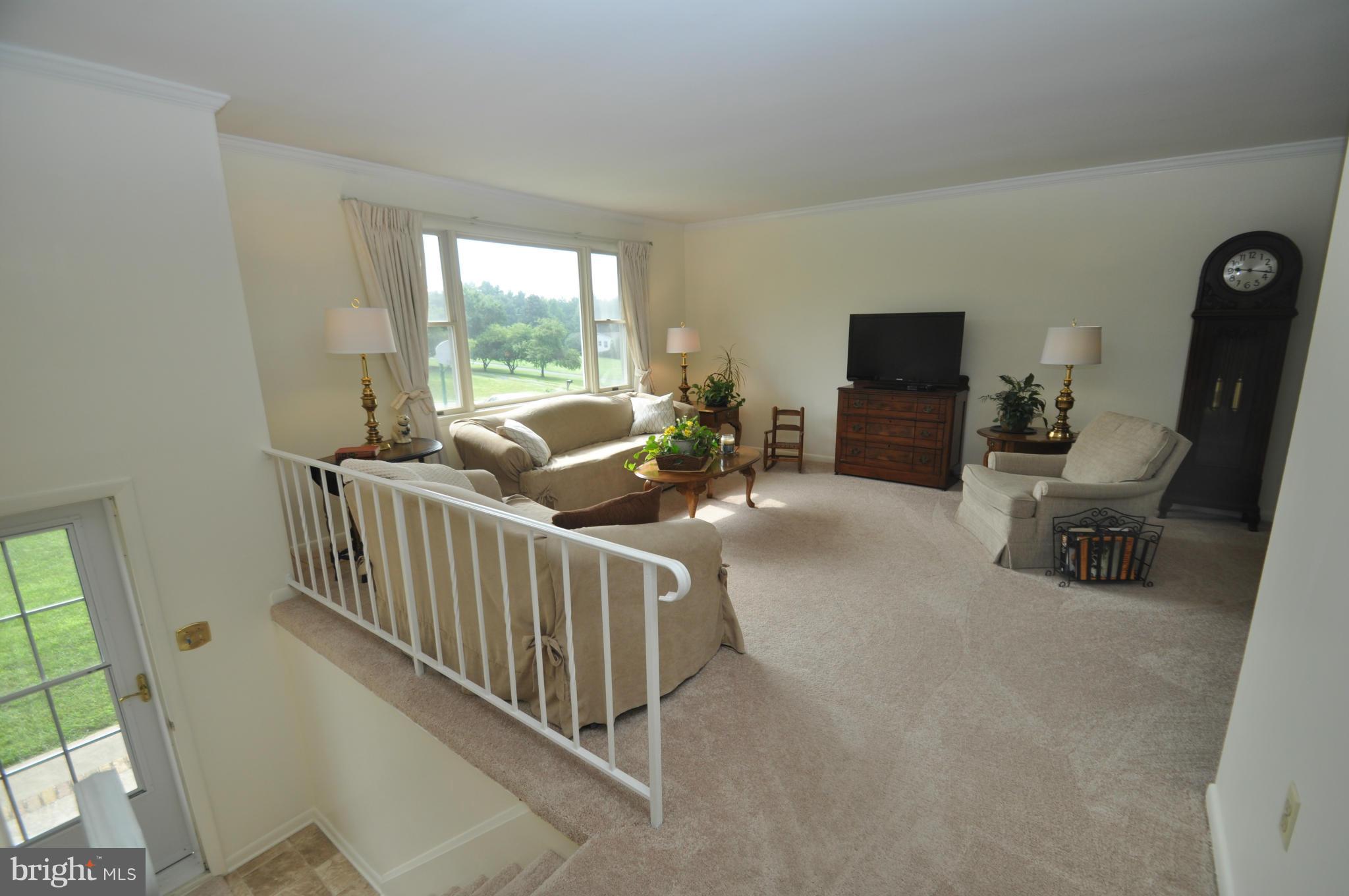 5168 Perry Road Mount Airy, MD 21771 - Photo 7 of 30 Living Room