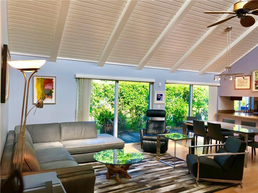 239 Northwest 15th Street, Unit 239 Boca Raton, FL 33432 - Photo 2 of 28 Livingroom
