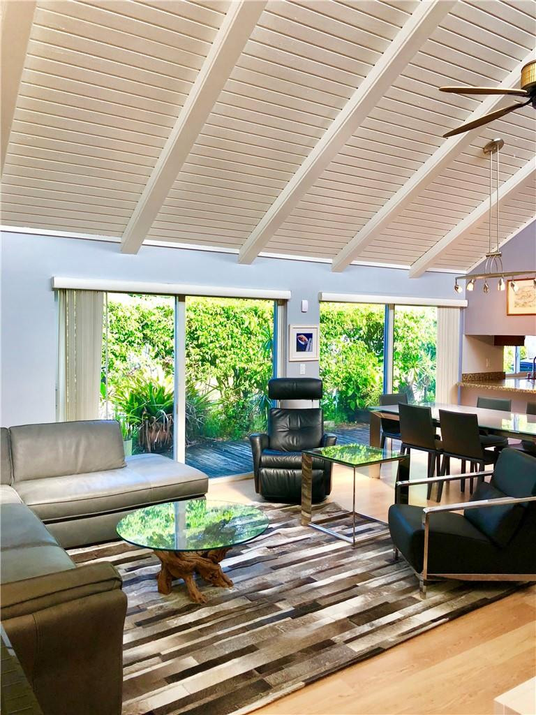 239 Northwest 15th Street, Unit 239 Boca Raton, FL 33432 - Photo 7 of 28 Livingroom