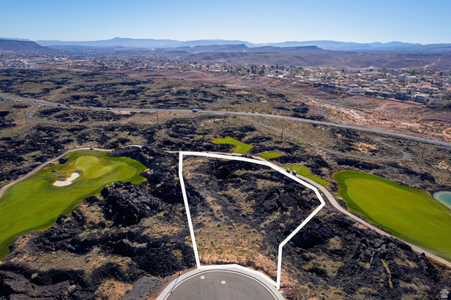 2437 Black Point Circle, Unit 28 Santa Clara, UT 84765 - Photo 11 of 40