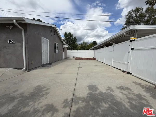 $3,000 | 18601 Hiawatha Street, Porter Ranch, CA 91326