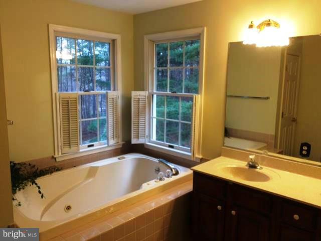 20104 Gunpowder Road Manchester, MD 21102 - Photo 18 of 25 Interior (General)