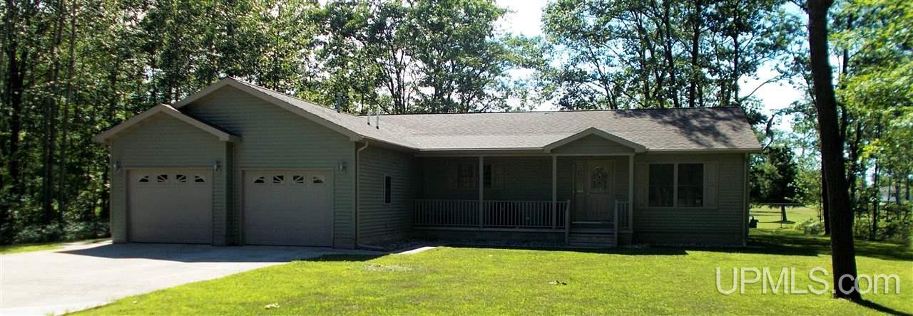 24 Tipperary Road Gladstone, MI 49837 - Photo 1 of 25 Gallery Image 1