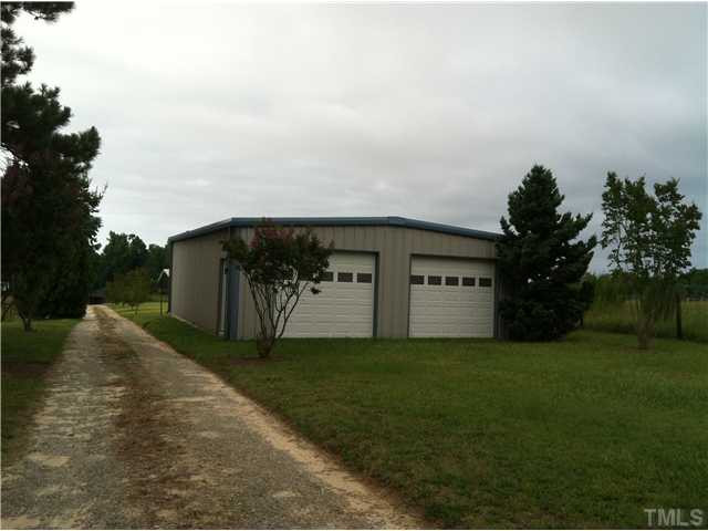 2006 Johnston County Road Benson, NC 27504 - Photo 5 of 25 Photo 5