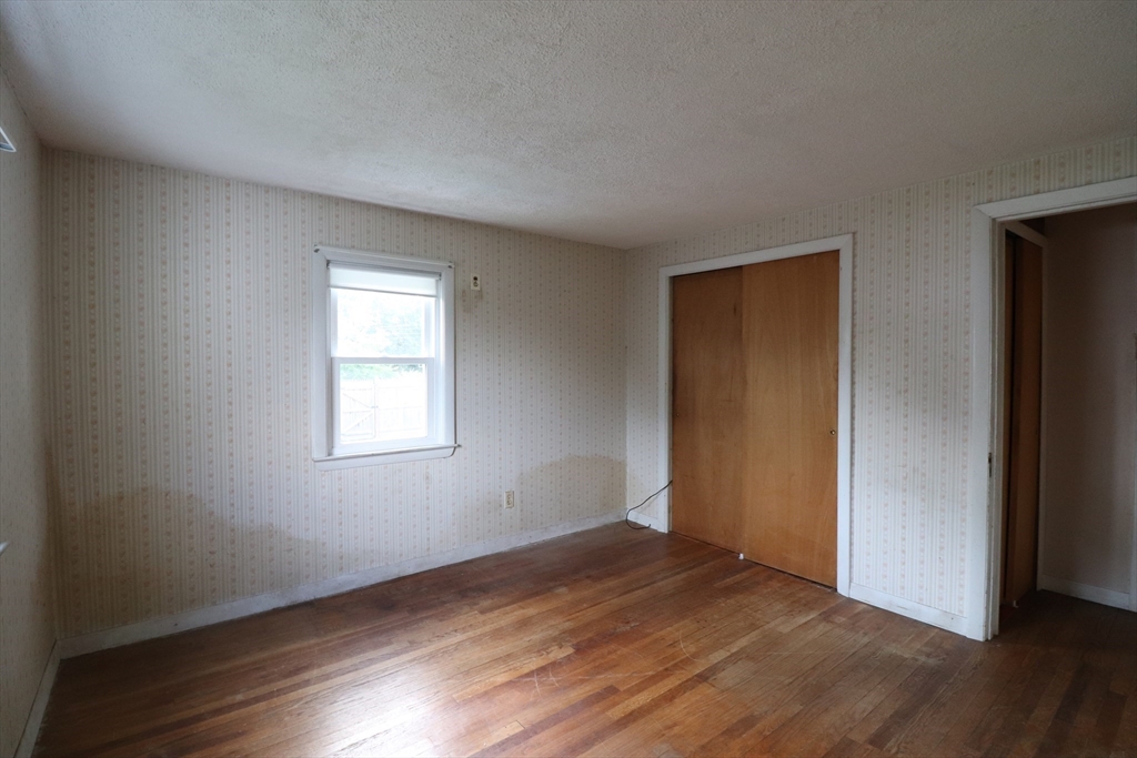 22 Windsor Road Beverly, MA 01915 - Photo 17 of 23