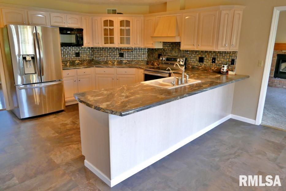 5608 South Matt Cody Court Mapleton, IL 61547 - Photo 14 of 60 Gallery Image 14