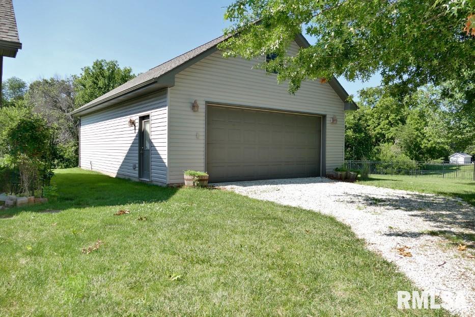 5608 South Matt Cody Court Mapleton, IL 61547 - Photo 5 of 60 Gallery Image 5