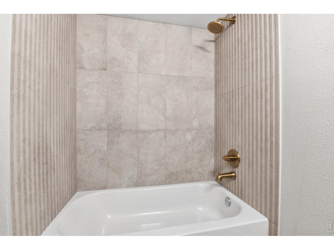 1060 South Parker Road, Unit 27 Denver, CO 80231 - Photo 24 of 26