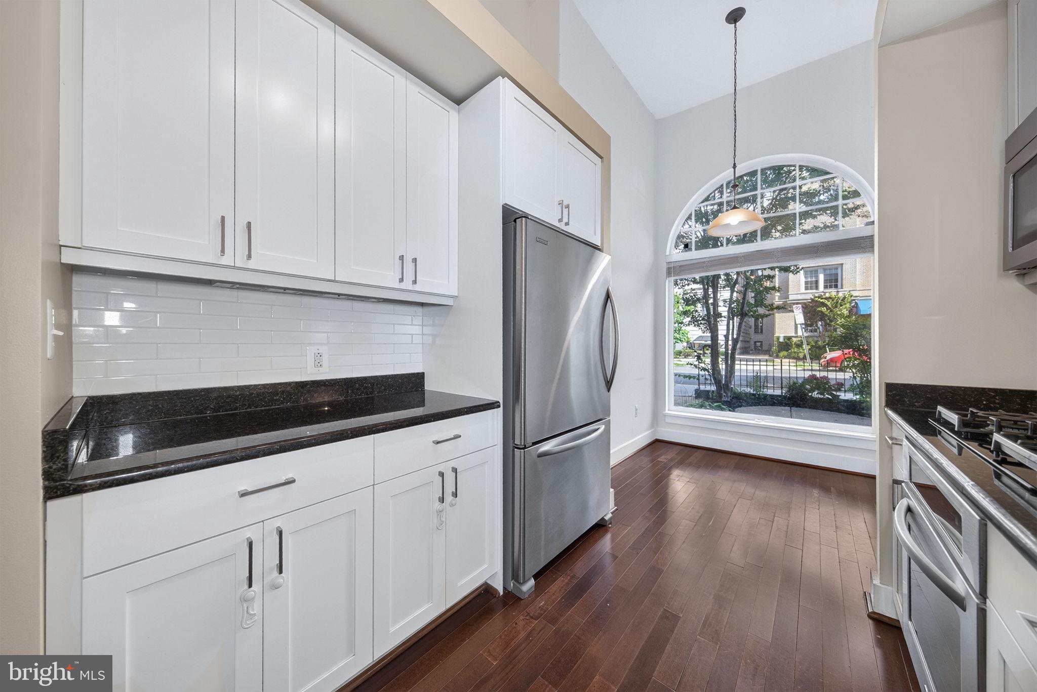 2160 California Street Northwest, Unit 101 Washington, DC 20008 - Photo 4 of 18 Kitchen