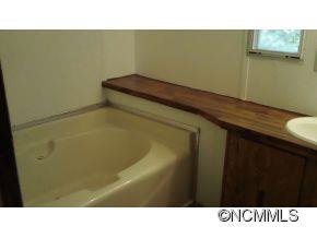 135 Laurel Loop Road Fletcher, NC 28732 - Photo 11 of 17 Gallery Image 11
