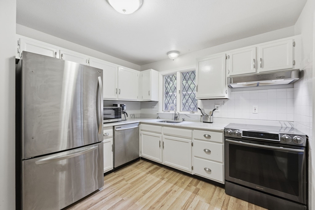 155 Porter Lake Drive, Unit 155 Springfield, MA 01106 - Photo 11 of 36