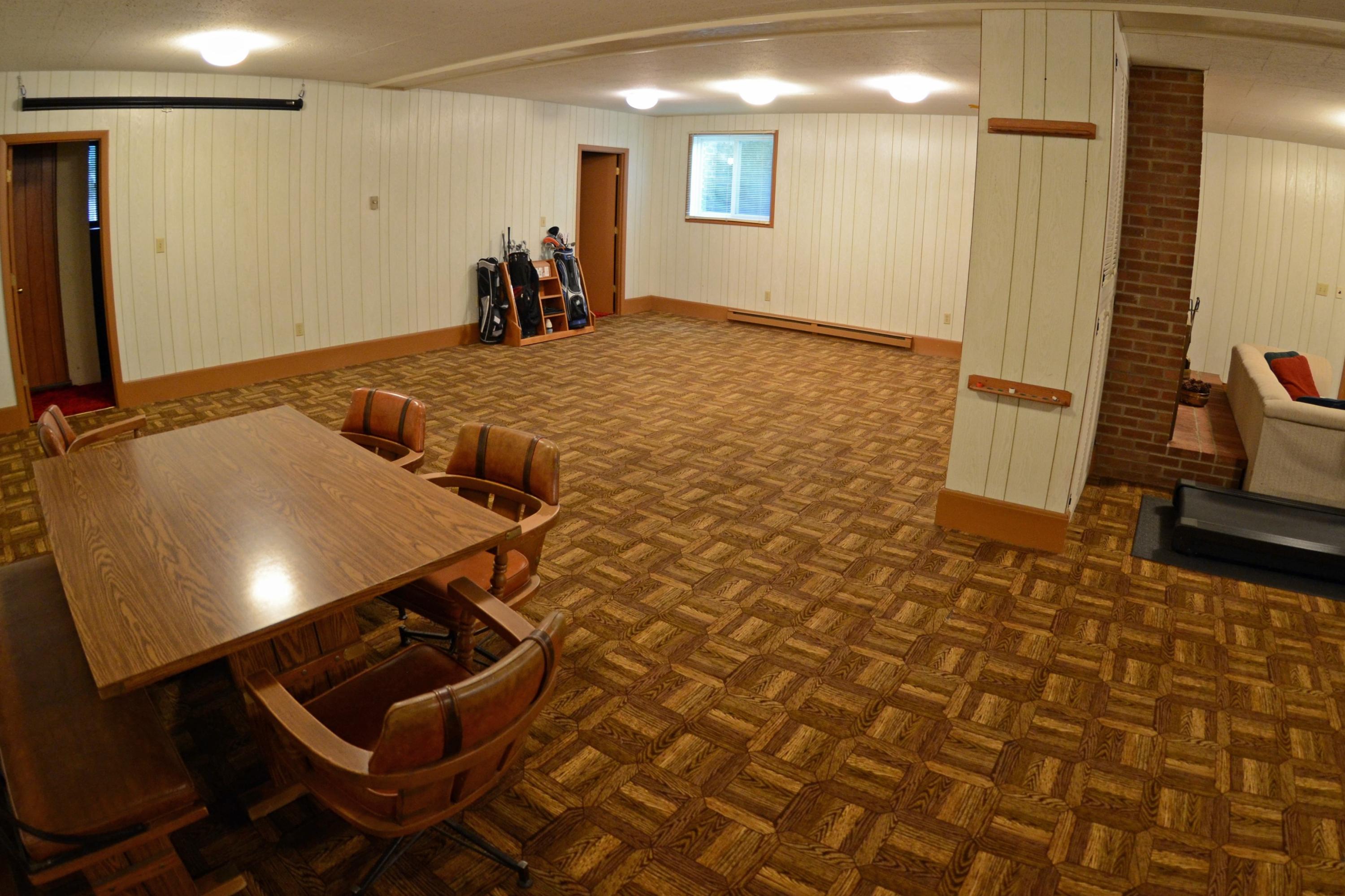 1543 Eton Road Southwest Roanoke, VA 24018 - Photo 18 of 28 Rec Room View 4