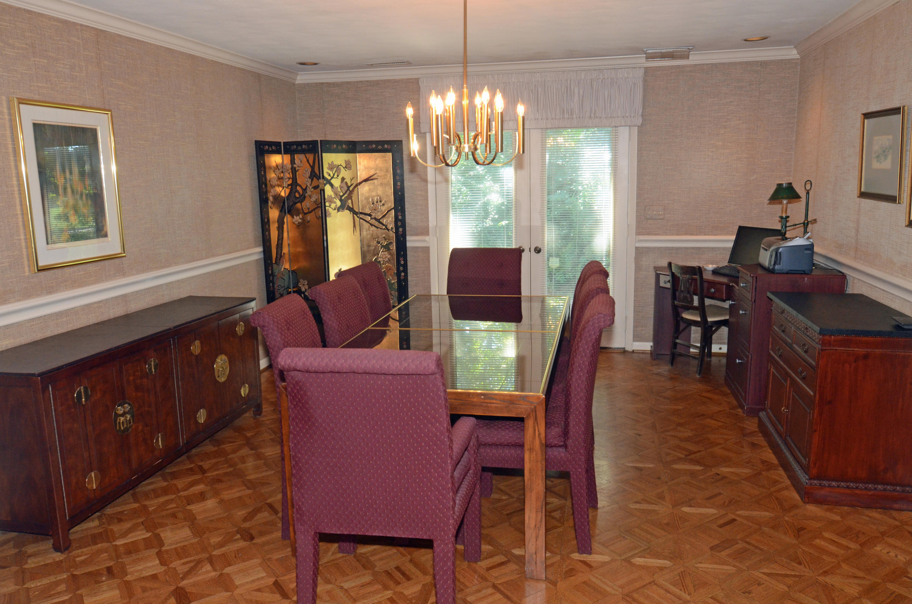1543 Eton Road Southwest Roanoke, VA 24018 - Photo 9 of 28 Dining Room v2
